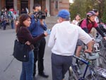 Întâlnirea din faţa Catedralei Mitropolitane