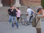 Întâlnirea din faţa Catedralei Mitropolitane