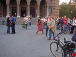 Întâlnirea din faţa Catedralei Mitropolitane