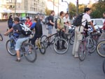 Întâlnirea din faţa Catedralei Mitropolitane