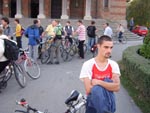 Întâlnirea din faţa Catedralei Mitropolitane