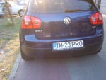 Slalom printre maşini pe PISTA PENTRU BICICLIŞTI