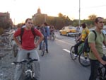 Revenind spre centru